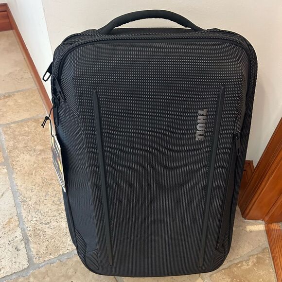 Thule crossover 2 convertible, carry-on bag NWT - Picture 1 of 15